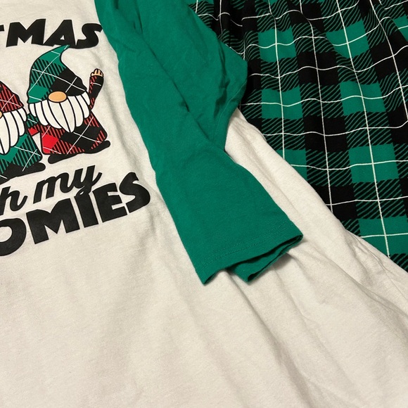 NEW Nap Chat Holiday Lounge Set - Picture 9 of 15